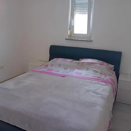 Apartman Dezire Buje Exterior photo